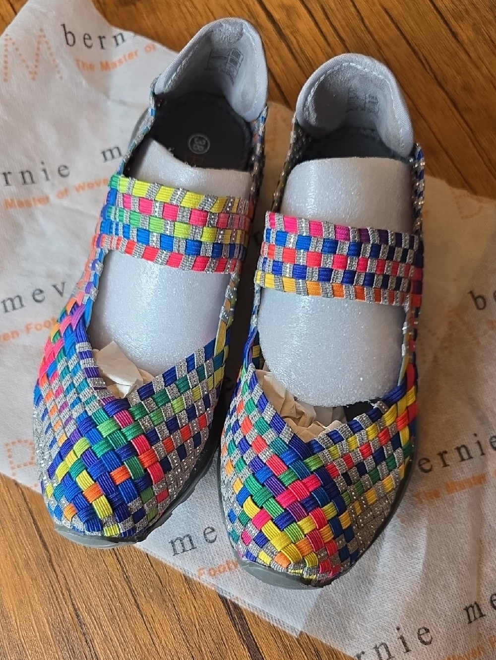 bernie mev. NWOT Gel-Sole Rainbow Mary-Janes